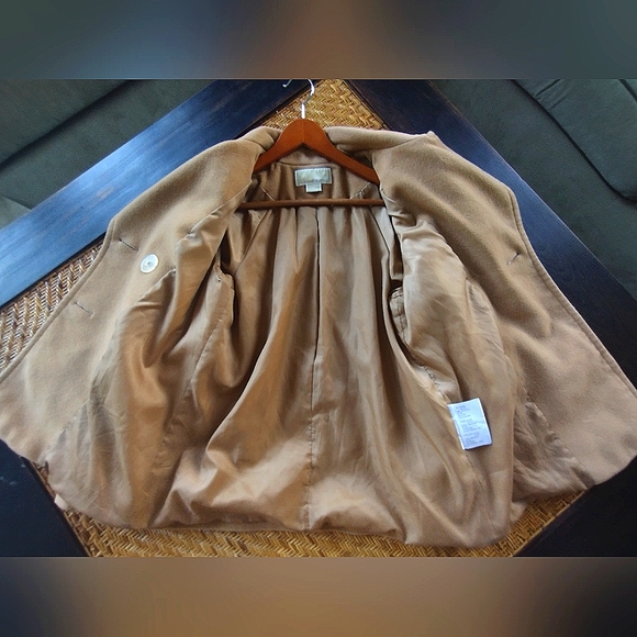 Michael Kors Camel wool peacoat Medium - Picture 8 of 8